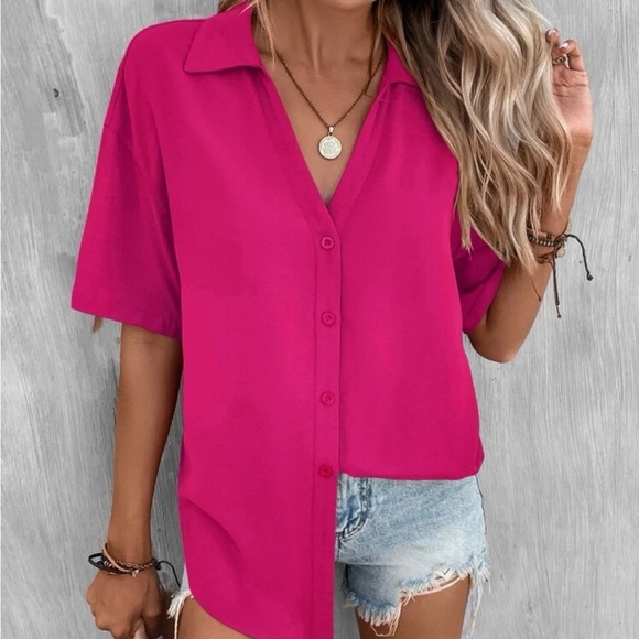 New v neck button down short sleeve top - Picture 4 of 8